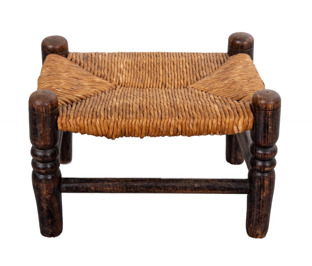 Small rattan foot stool – Oldenbeuving Vintage Design